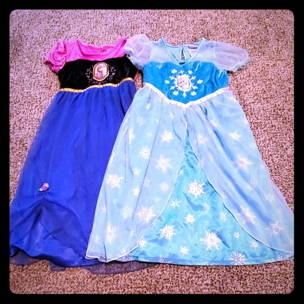 Ana & Elsa nightgowns
